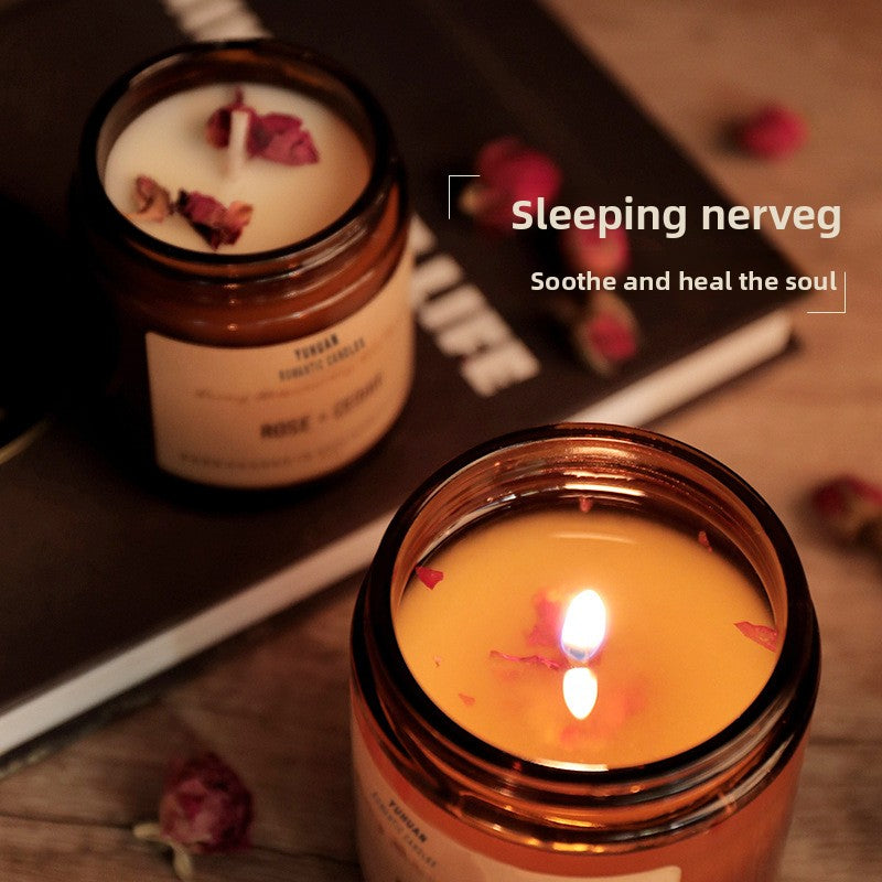 Smokeless bedroom with dried flower scented candles